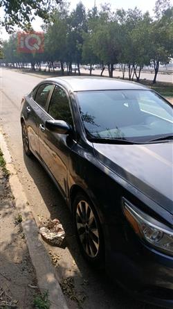 نيسان ألتيما